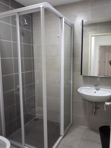 Kondominium untuk Disewa di Lakeville Residence - BC TAN - Bathroom - PropertyGuru.com.my