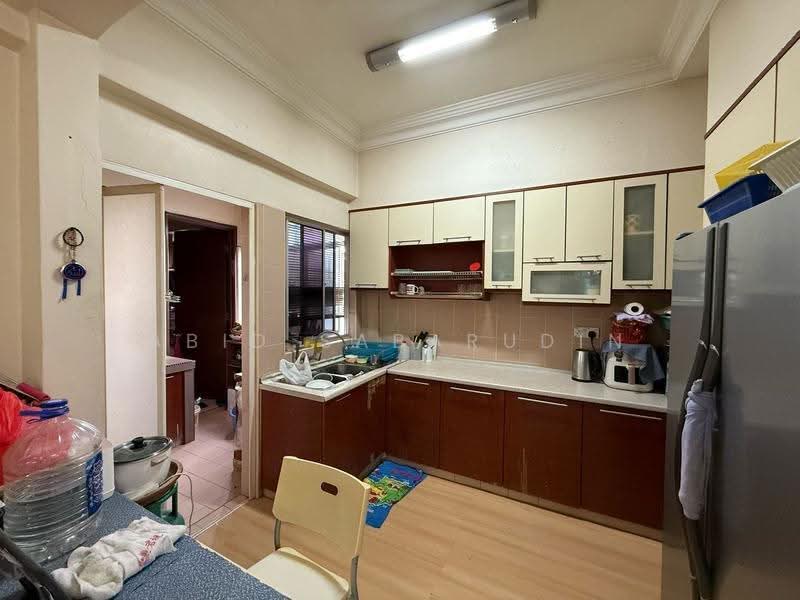 Condominium for Sale at Sri Lojing Condominiums - Abid Sabarudin - Kitchen - PropertyGuru.com.my