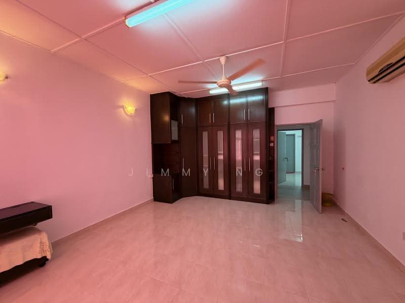 2-storey Terraced House for Sale in Bandar Mahkota Cheras (Cheras) - Jimmy Ng - Bedroom - PropertyGuru.com.my