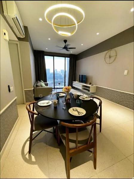 Kediaman Servis untuk Dijual di Millerz Square Serviced Residence - GAN WEY SAND - Dining Room - PropertyGuru.com.my