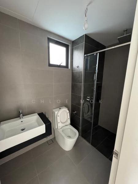 Kediaman Servis untuk Dijual di Sunway Belfield - Chloe Mok - Bathroom - PropertyGuru.com.my