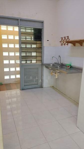 Kondominium untuk Dijual di Desa Golf Condominium - Freddy Tan - PropertyGuru.com.my