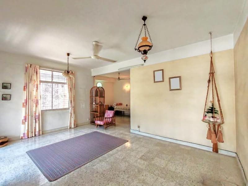 Rumah Teres 2-Tingkat untuk Dijual di Jelutong (Penang) - Chris Teoh - Living Room - PropertyGuru.com.my