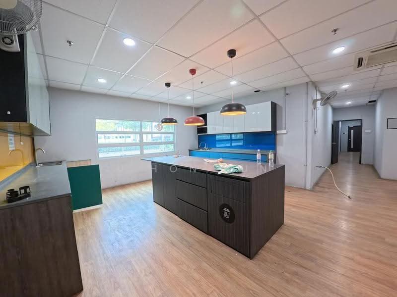Factory for Sale in Senai (Kulai) - U Hon Kun - Kitchen - PropertyGuru.com.my