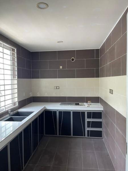 Bungalow House for Sale in Kajang (Selangor) - Issaac Liew - Kitchen - PropertyGuru.com.my