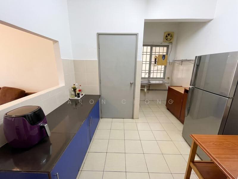 Condominium for Rent at Angkasa Condominiums - Earon Chong - Kitchen - PropertyGuru.com.my