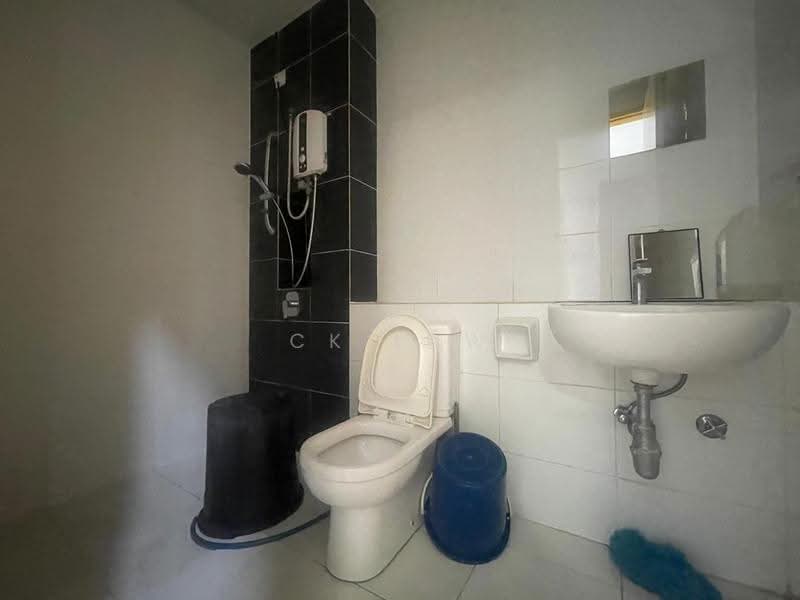 2-storey Terraced House for Sale in Eco Majestic (Semenyih) - CK Law - Bathroom - PropertyGuru.com.my
