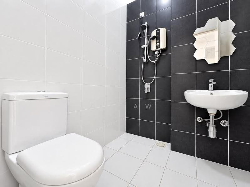 2-storey Terraced House for Sale in Eco Majestic (Semenyih) - CK Law - Bathroom - PropertyGuru.com.my