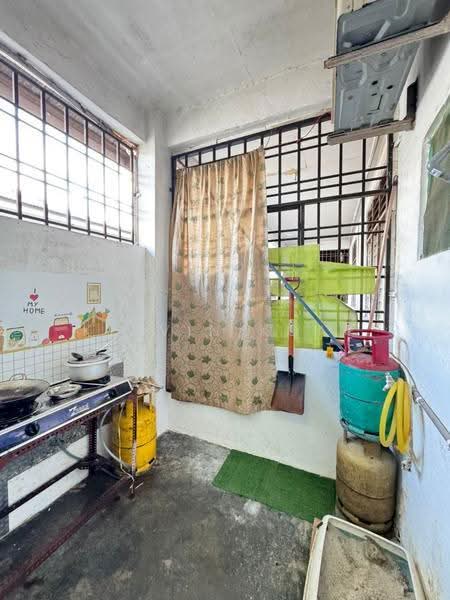 Flat for Sale at Perumahan Rakyat Lima Kedai - Kelvin Koay - Kitchen - PropertyGuru.com.my