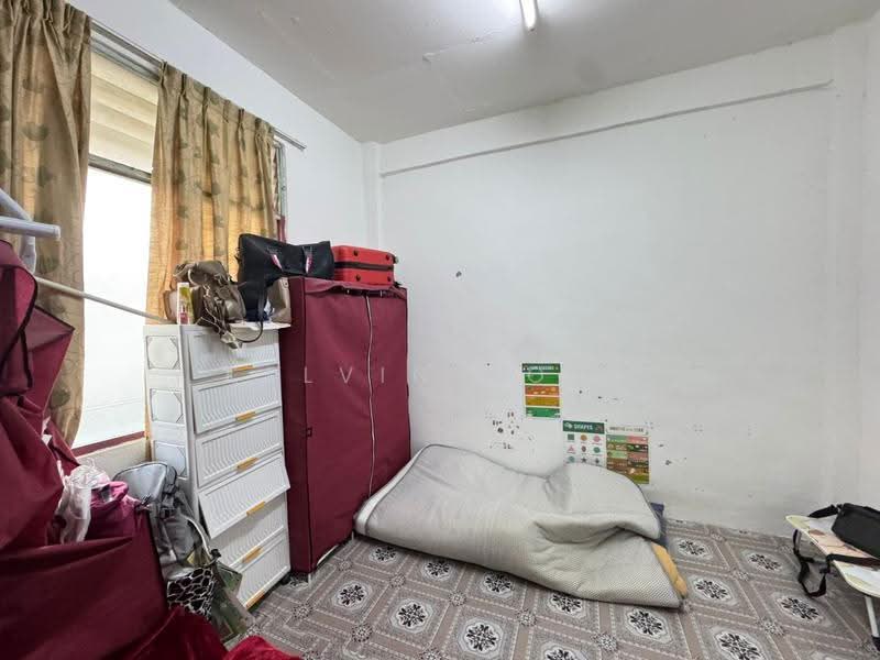 Flat for Sale at Perumahan Rakyat Lima Kedai - Kelvin Koay - Bedroom - PropertyGuru.com.my