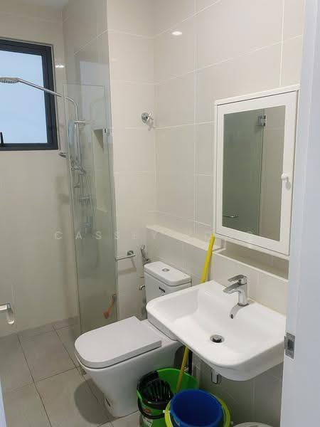 Kondominium untuk Disewa di Waltz Residences - Cassey Yong - Bathroom - PropertyGuru.com.my