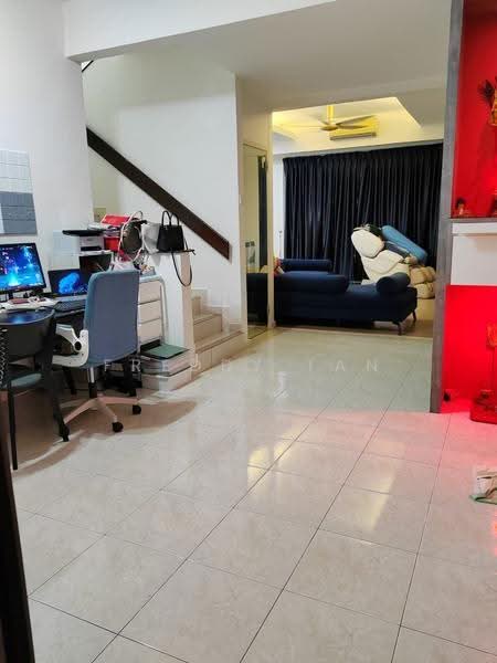Pangsapuri untuk Dijual di I Suria - Freddy Tan - Study - PropertyGuru.com.my