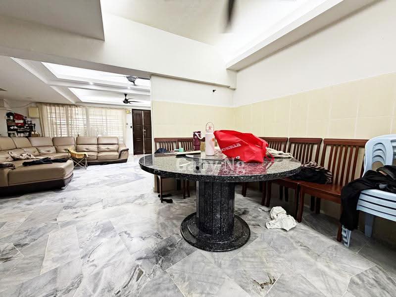 2-storey Terraced House for Sale in Pandan Perdana (Cheras) - Gaby Ng - Living Room - PropertyGuru.com.my