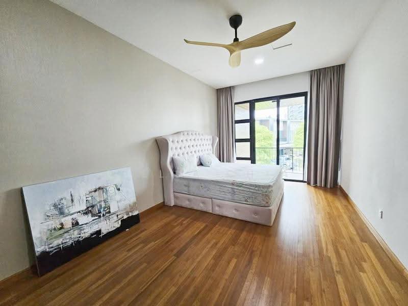 3-storey Terraced House for Sale in Senibong Cove (Masai) - Stella Chia - Bedroom - PropertyGuru.com.my