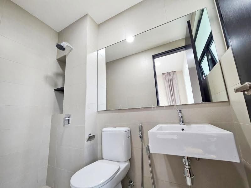 3-storey Terraced House for Sale in Senibong Cove (Masai) - Stella Chia - Bathroom - PropertyGuru.com.my