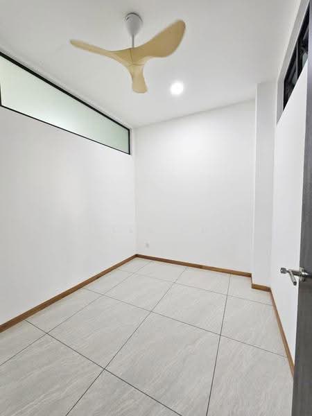 3-storey Terraced House for Sale in Senibong Cove (Masai) - Stella Chia - Interior - PropertyGuru.com.my