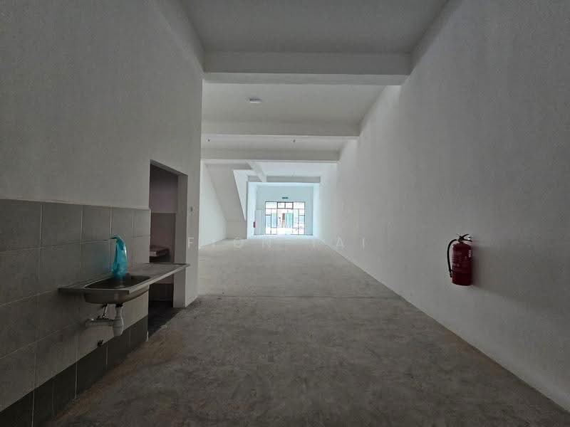 Shop / Office for Rent in Bandar Baru Permas Jaya (Permas Jaya) - Fion Tai - Interior - PropertyGuru.com.my