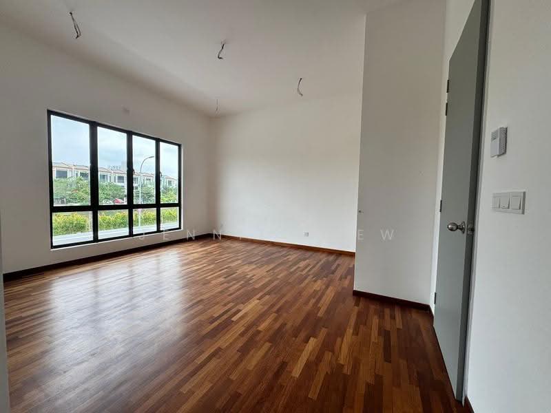 Semi-Detached House for Sale in Setia Utama (Setia Alam) - Jennie Chew - Living Room - PropertyGuru.com.my