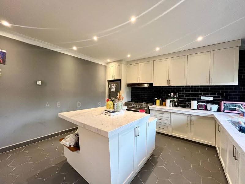 Condominium for Sale at Menara Kayangan - Abid Sabarudin - Kitchen - PropertyGuru.com.my