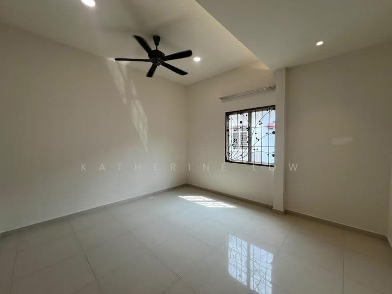1-storey Terraced House for Sale in Mutiara Rini (Skudai) - Katherine Low - Interior - PropertyGuru.com.my