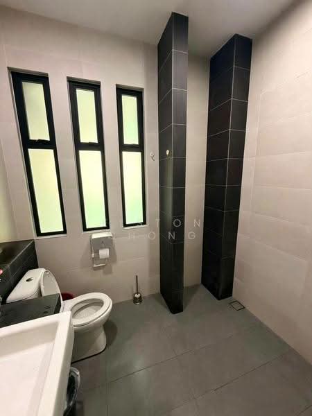 2-storey Terraced House for Sale in Tebrau (Johor) - Elston Chong - Bathroom - PropertyGuru.com.my