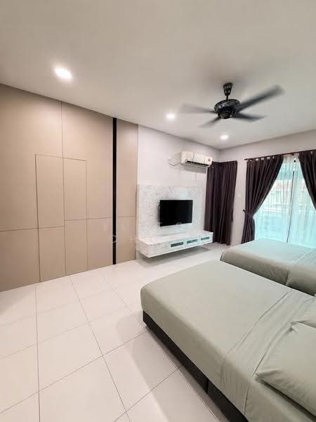 2-storey Terraced House for Sale in Tebrau (Johor) - Elston Chong - Bedroom - PropertyGuru.com.my