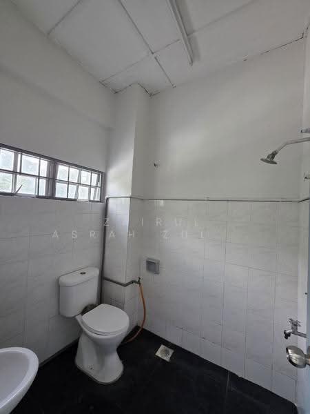 2-storey Terraced House for Sale in Ampang (Selangor) - Zairul Asrah Zulkefli - Bathroom - PropertyGuru.com.my