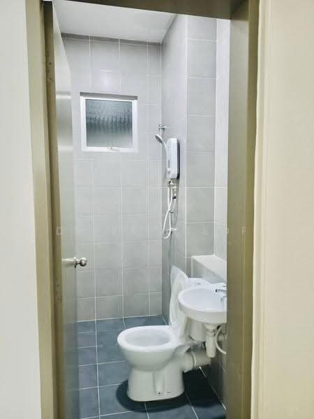 Pangsapuri untuk Disewa di Idaman Abadi - Deeya Yusof - Bathroom - PropertyGuru.com.my