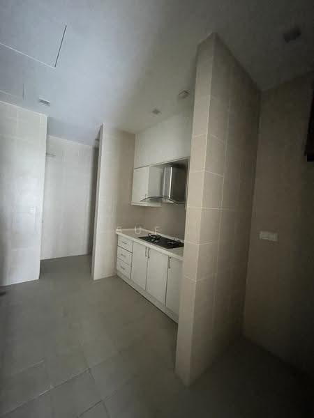 Kediaman Servis untuk Dijual di Suria Stonor - Sue . - Kitchen - PropertyGuru.com.my