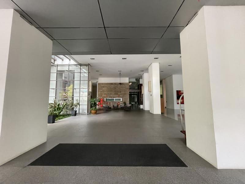 Kediaman Servis untuk Dijual di Suria Stonor - Sue . - Entrance - PropertyGuru.com.my