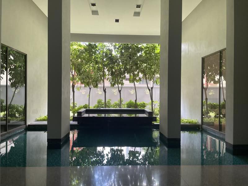 Kediaman Servis untuk Dijual di Suria Stonor - Sue . - Exterior - PropertyGuru.com.my