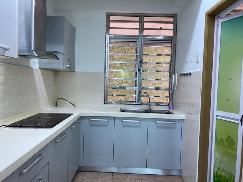 Pangsapuri untuk Dijual di Krystal Suria - Freddy Tan - PropertyGuru.com.my