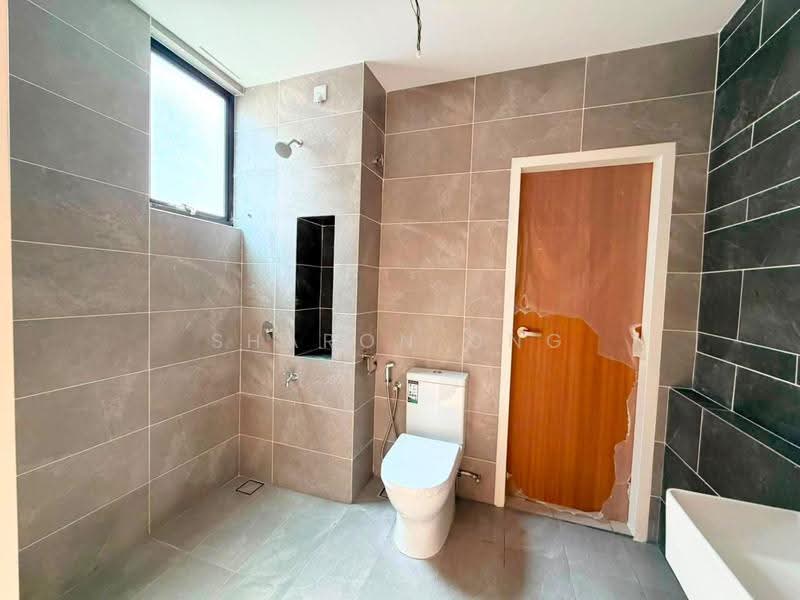 2-storey Terraced House for Sale in Iskandar Puteri (Nusajaya) (Johor) - Sharon Ong - Bathroom - PropertyGuru.com.my