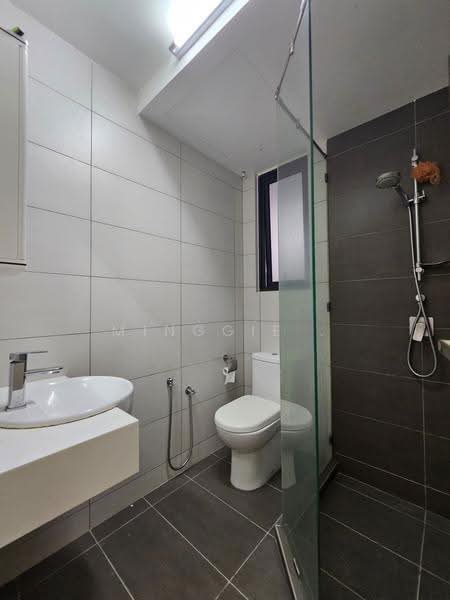 Kondominium untuk Dijual di The Light Linear - Minggie . - Bathroom - PropertyGuru.com.my
