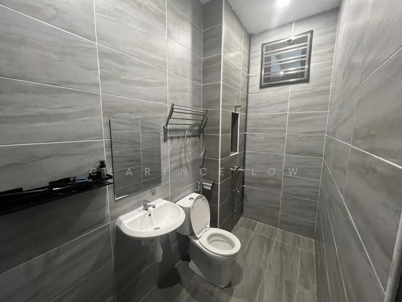Cluster House for Sale in Skudai (Johor) - Clarence Low - Bathroom - PropertyGuru.com.my