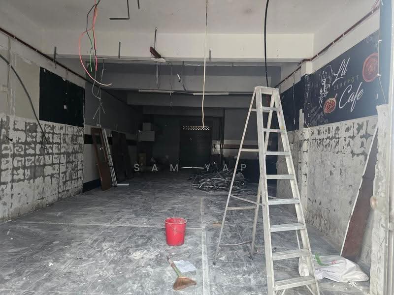 Shop for Rent in Taman Petaling Utama (Petaling Jaya) - Sam Yap - Interior - PropertyGuru.com.my