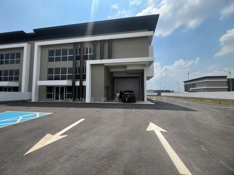 Semi-D Factory for Rent in Taman Sepang (Sepang) - Juneway Lee - Exterior - PropertyGuru.com.my