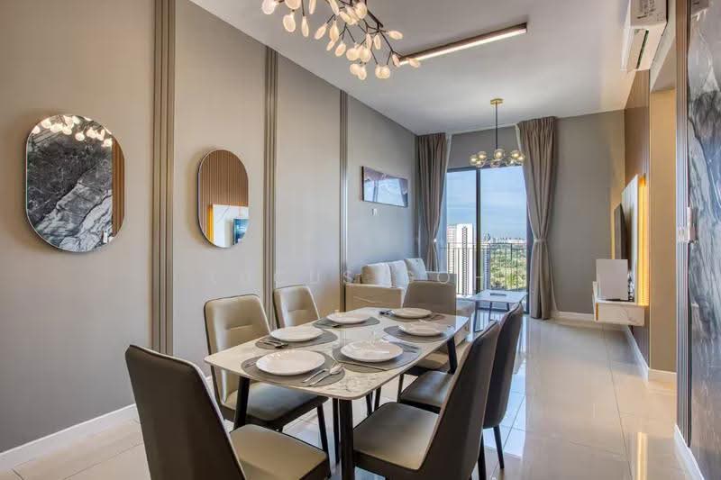 Condominium for Sale at Green Beverly Hills - Residensi Lili - Lucus Goh - Dining Room - PropertyGuru.com.my
