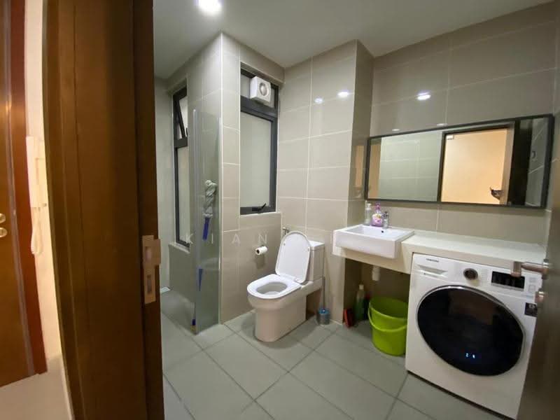 Service Residence for Rent at Seventeen Mall & Residences (Biji Living) - Kian Fei - Bathroom - PropertyGuru.com.my