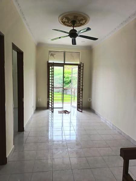 2-storey Terraced House for Rent in Sungai Buloh (Selangor) - Ethan Chong - Living Room - PropertyGuru.com.my