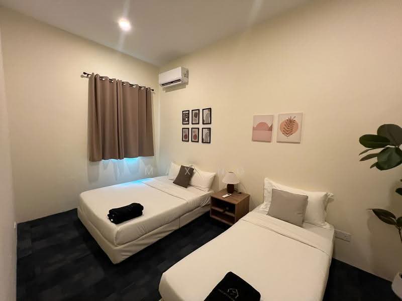 Shop / Office for Sale in Pulau Tikus (Penang) - Max Ng - Bedroom - PropertyGuru.com.my