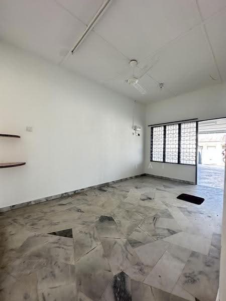 1-storey Terraced House for Sale in Taman Kota Permai (Bukit Mertajam) - Lynda Tai - Living Room - PropertyGuru.com.my