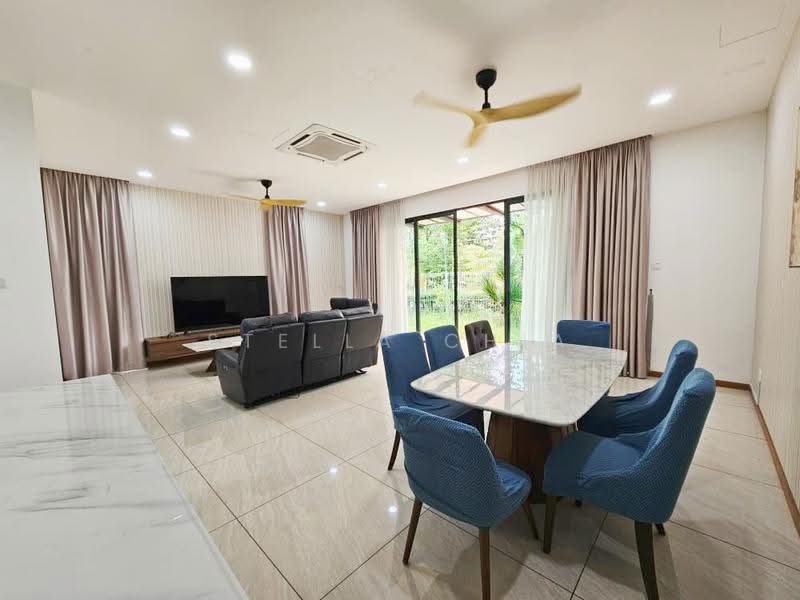 3-storey Terraced House for Rent in Senibong Cove (Masai) - Stella Chia - Living Room - PropertyGuru.com.my