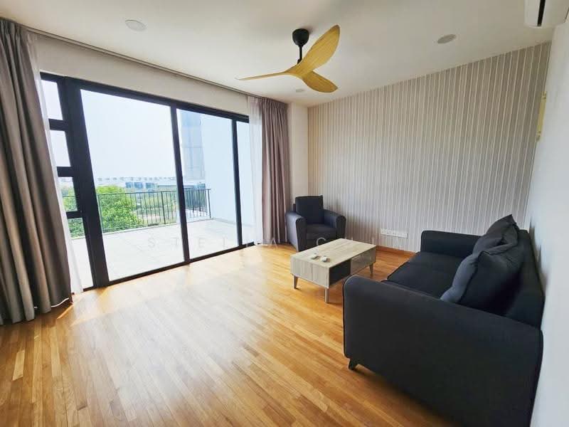 3-storey Terraced House for Rent in Senibong Cove (Masai) - Stella Chia - Living Room - PropertyGuru.com.my
