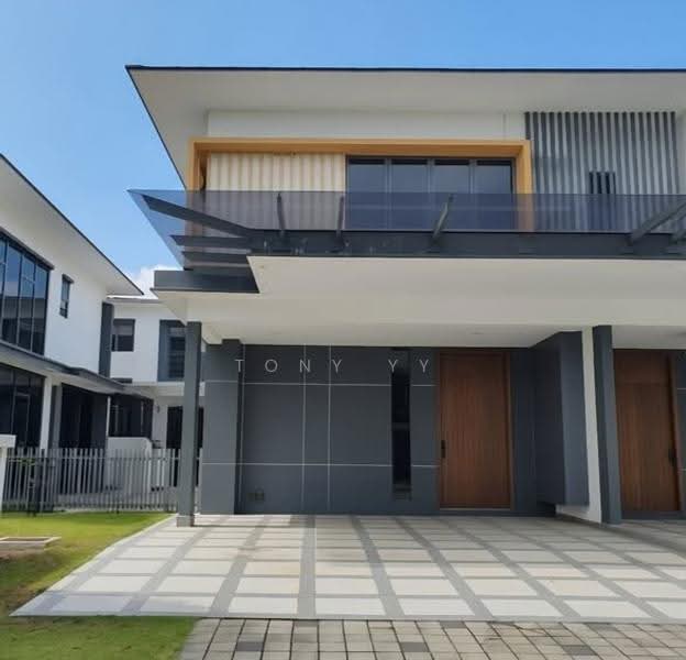 Semi-Detached House for Sale in Setia Alam (Selangor) - Tony YY - Exterior - PropertyGuru.com.my