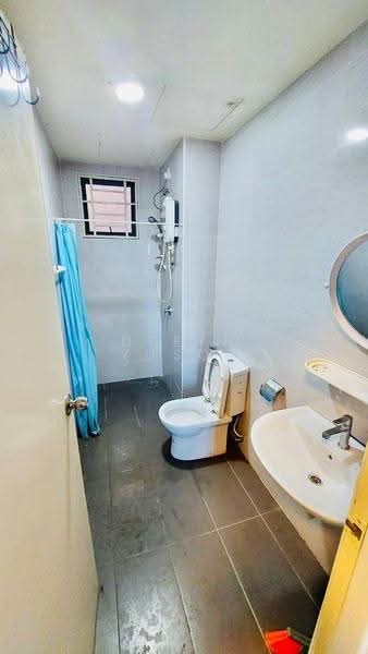 Service Residence for Rent at Vista Alam Serviced Apartment - Deeya Yusof - PropertyGuru.com.my