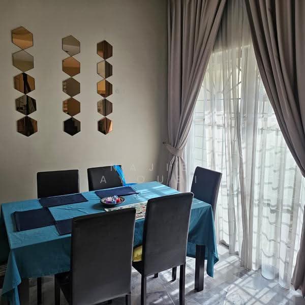 2-storey Terraced House for Rent in Putra Heights (Subang Jaya) - Najib Ayoubi - Dining Room - PropertyGuru.com.my