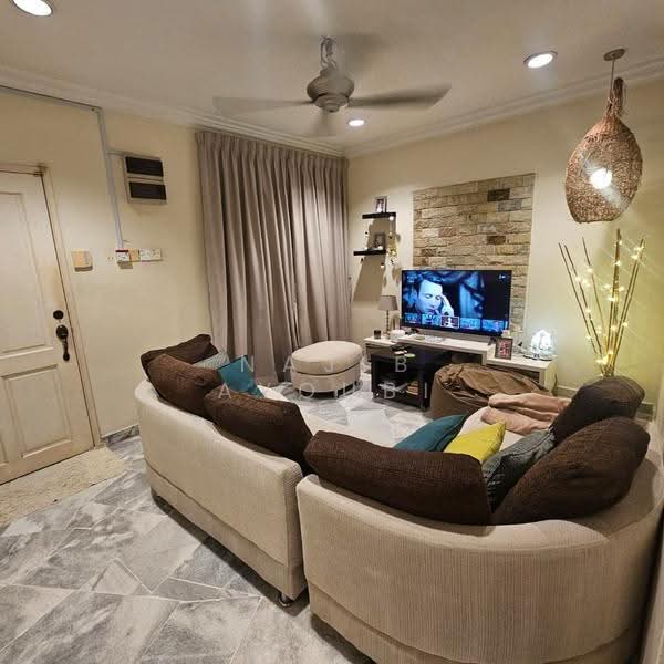 2-storey Terraced House for Rent in Putra Heights (Subang Jaya) - Najib Ayoubi - Living Room - PropertyGuru.com.my