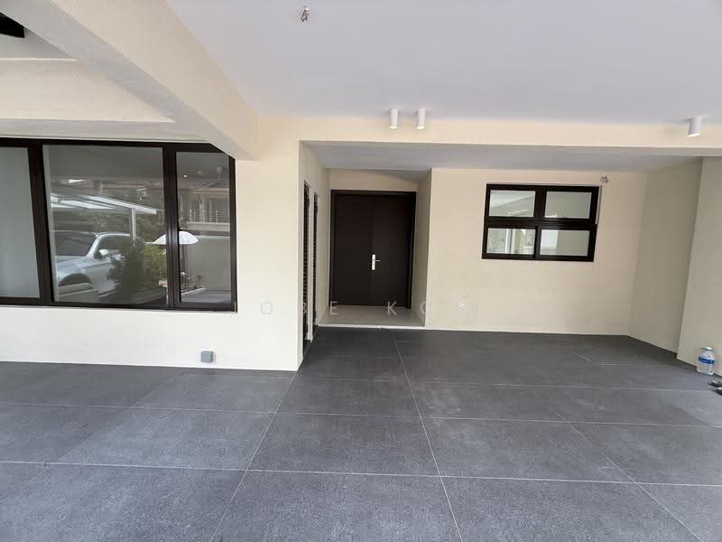 Bungalow House for Sale in Mont Kiara (Kuala Lumpur) - Jobe Koo - Entrance - PropertyGuru.com.my