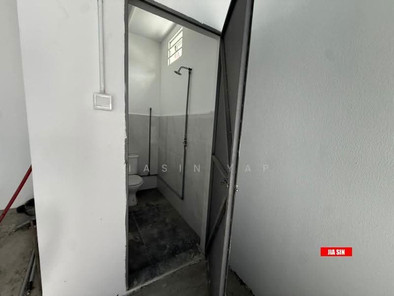 Warehouse for Rent in Nibong Tebal (Penang) - Jiasin Yap - Bathroom - PropertyGuru.com.my